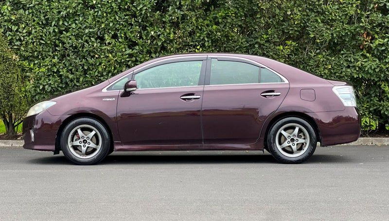 Vehicle image 4