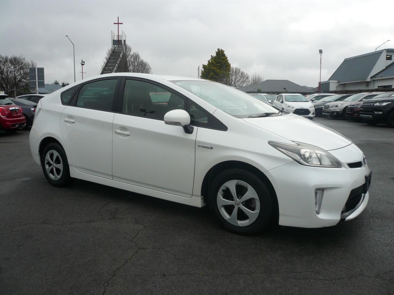 Vehicle image 3