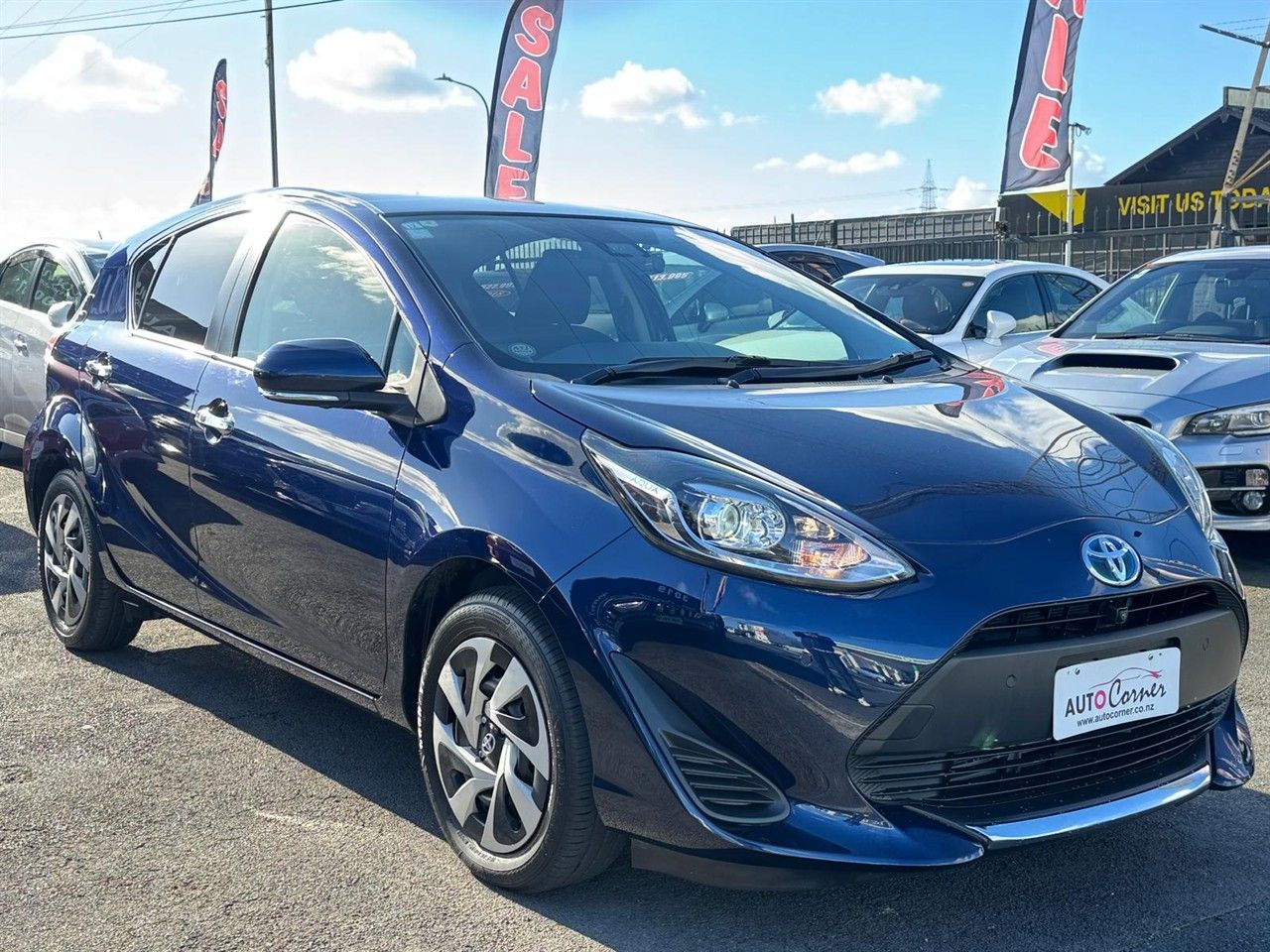 Vehicle image 5