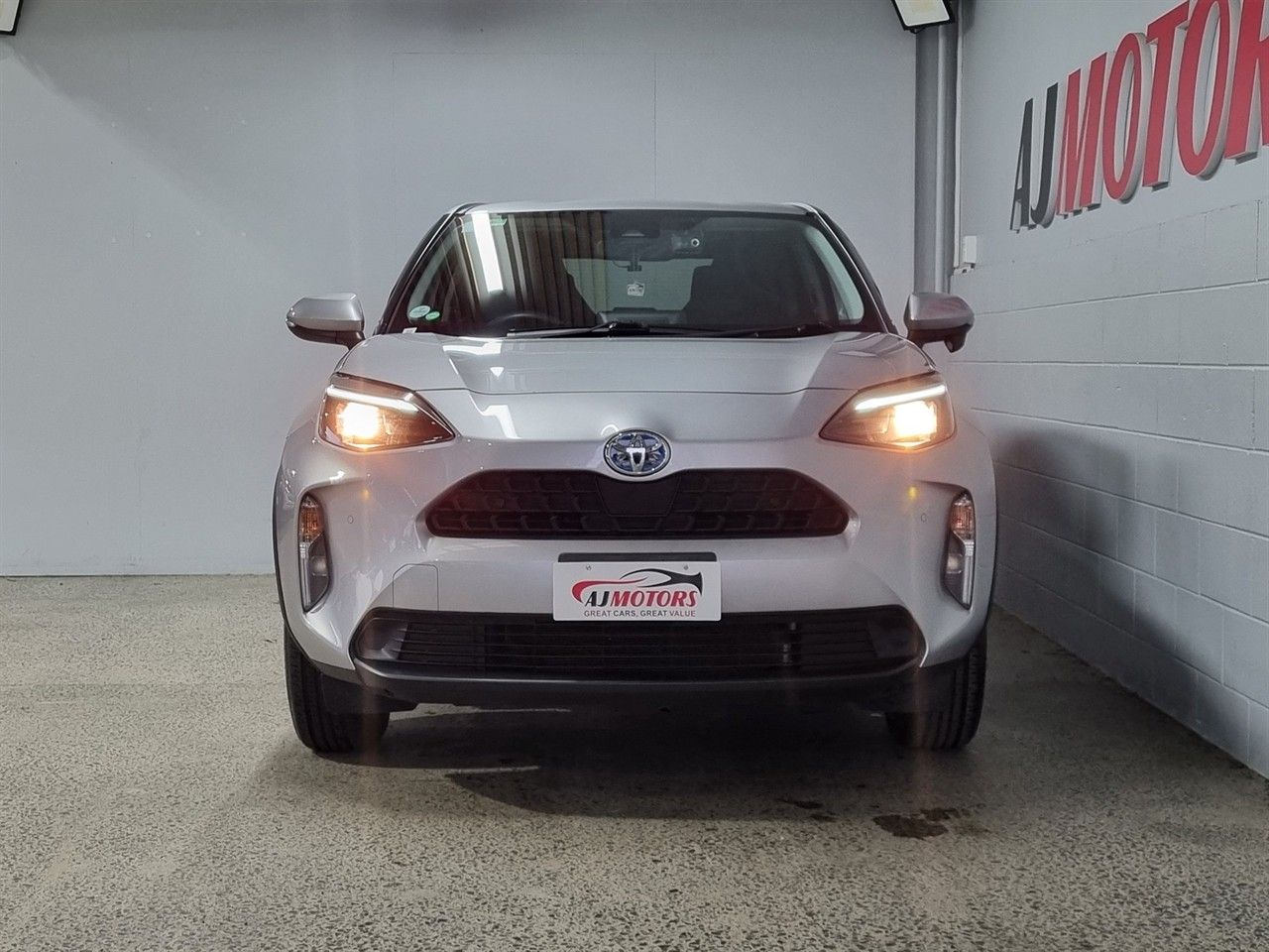 Vehicle image 2