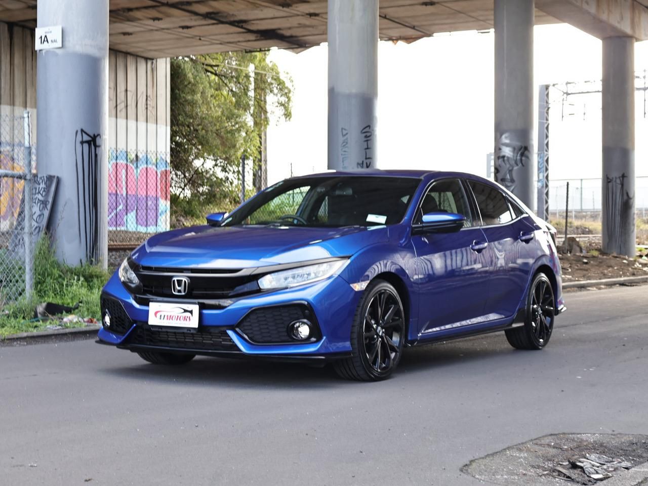 Vehicle image 3