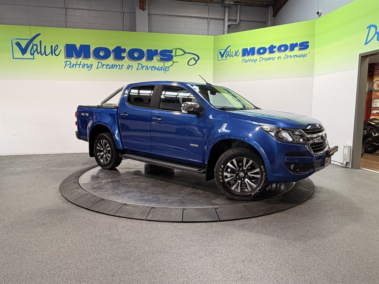Vehicle image 1