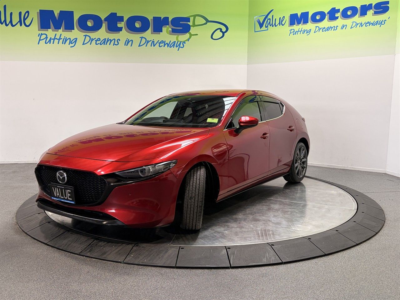 Vehicle image 3