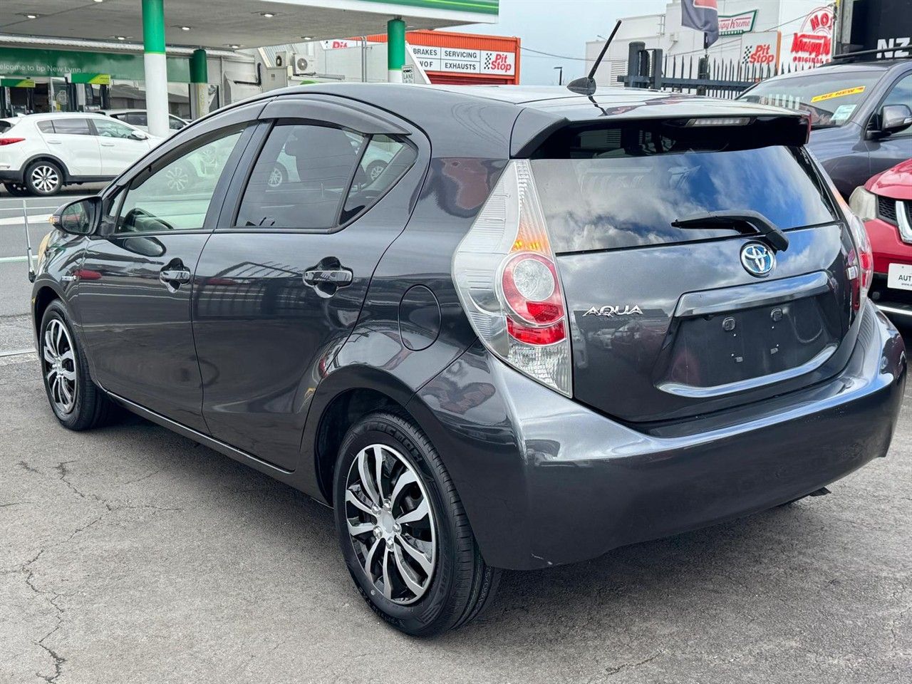 Vehicle image 2