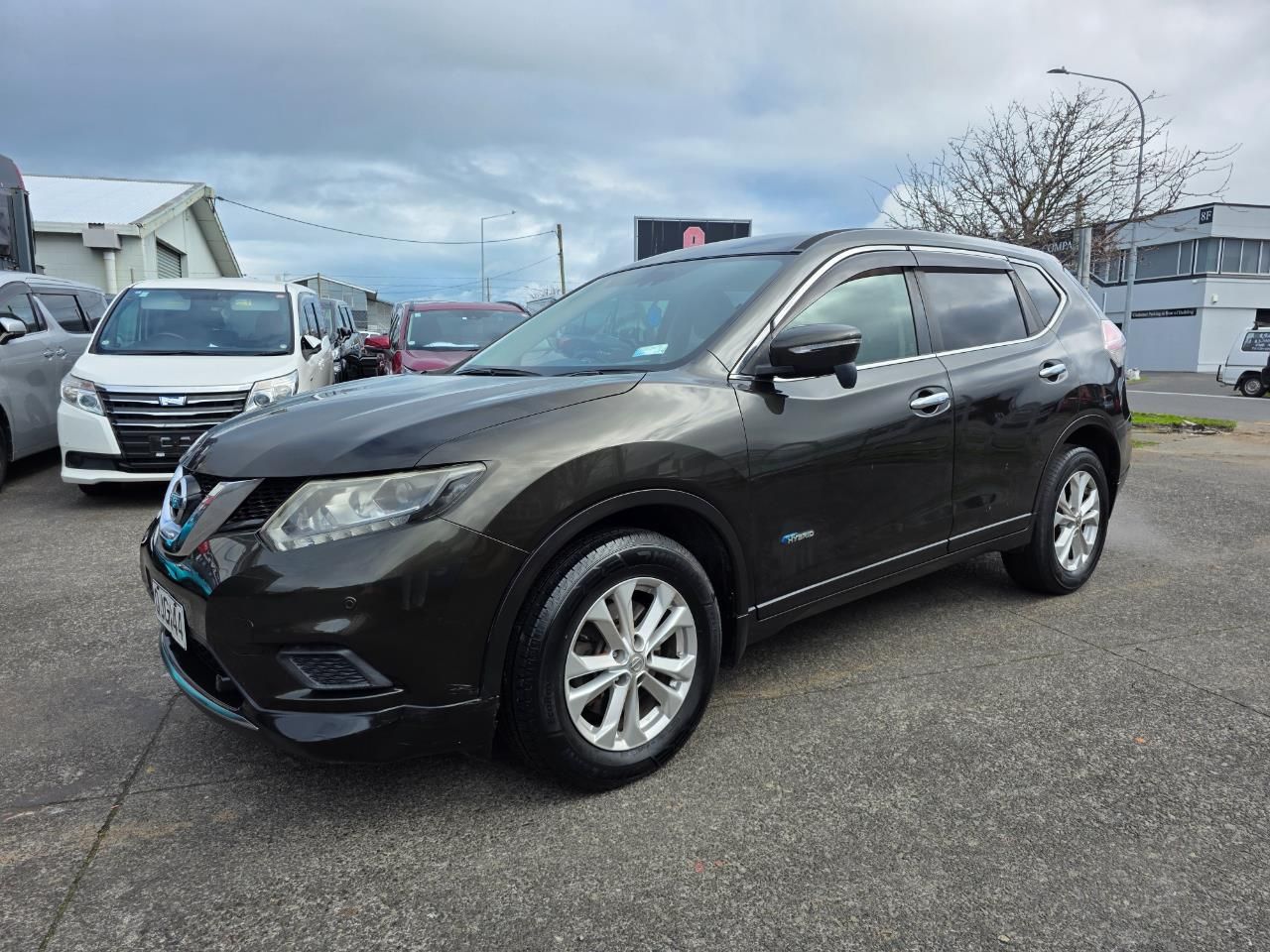 Vehicle image 4