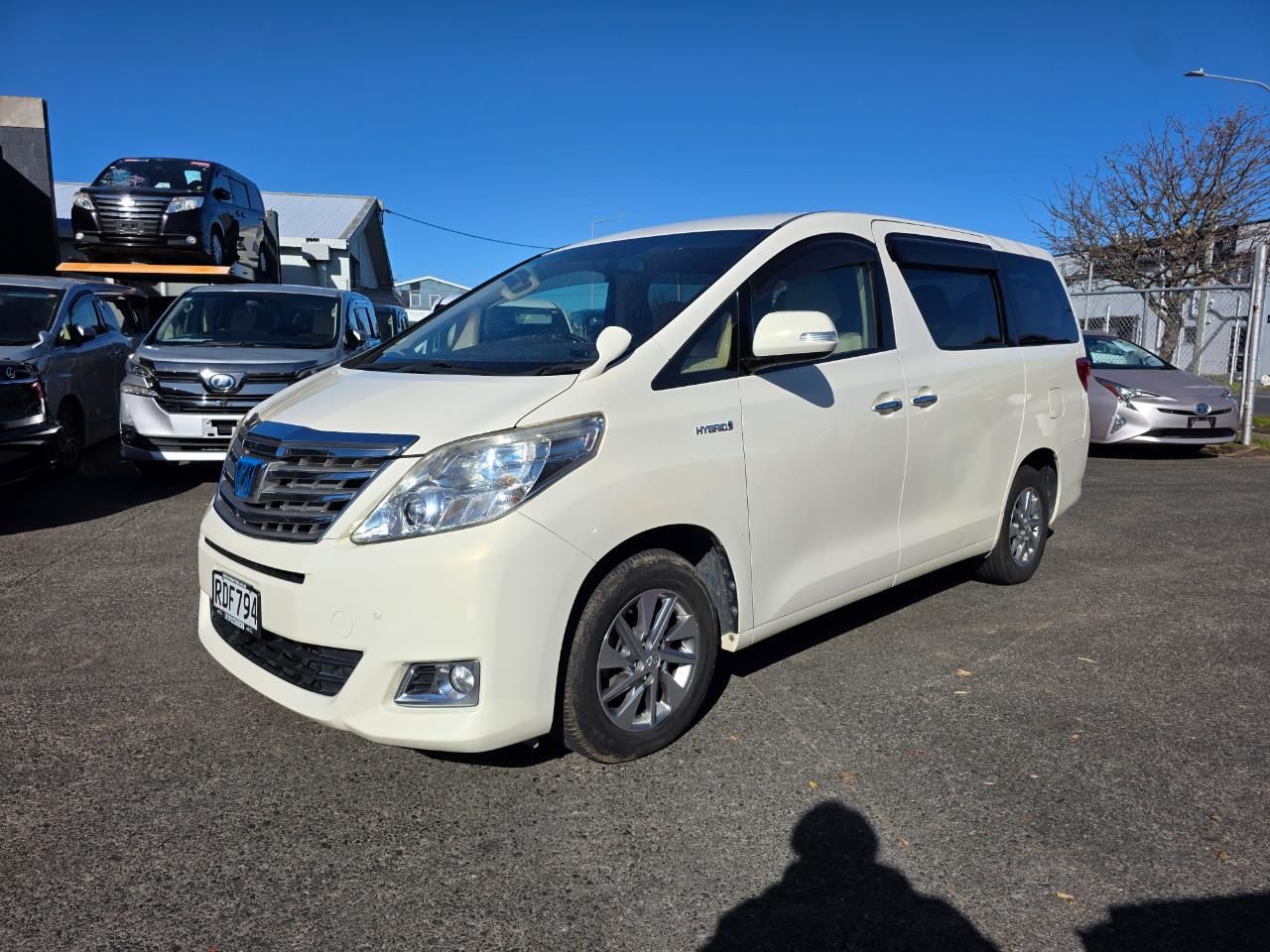 Vehicle image 4