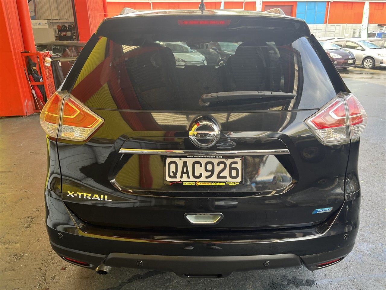 Vehicle image 5
