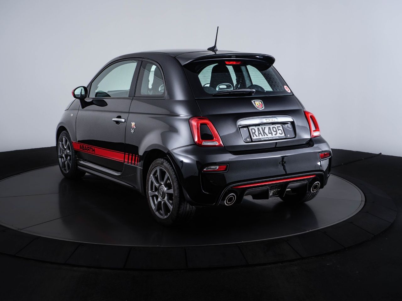 Vehicle image 5