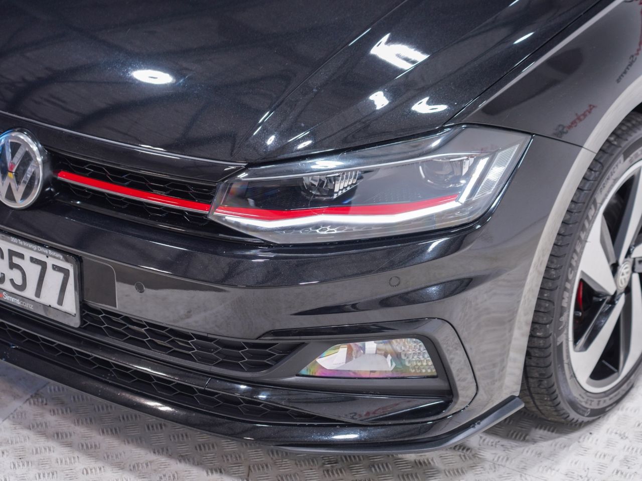 Vehicle image 5