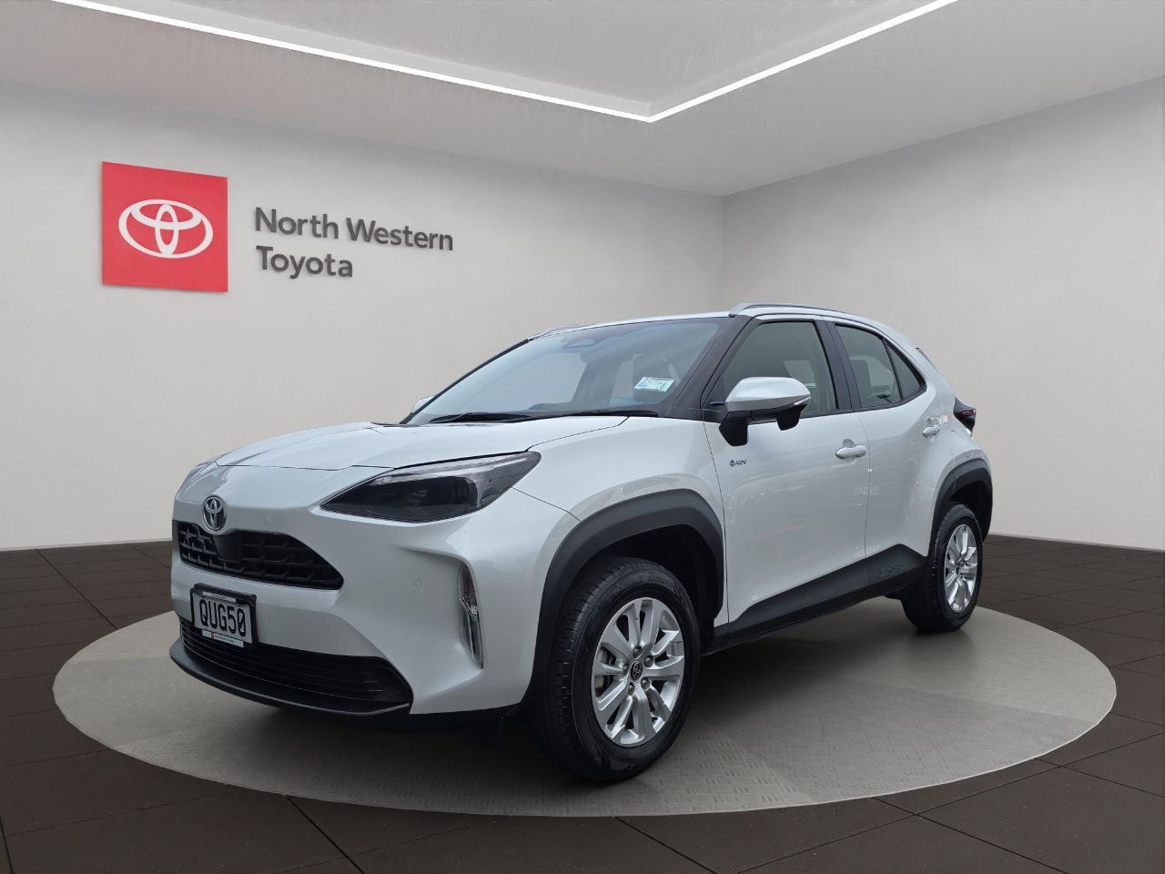 Vehicle image 3