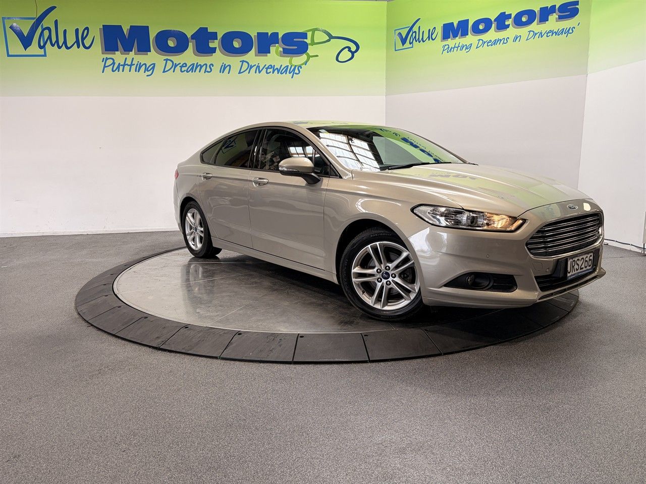 Vehicle image 1