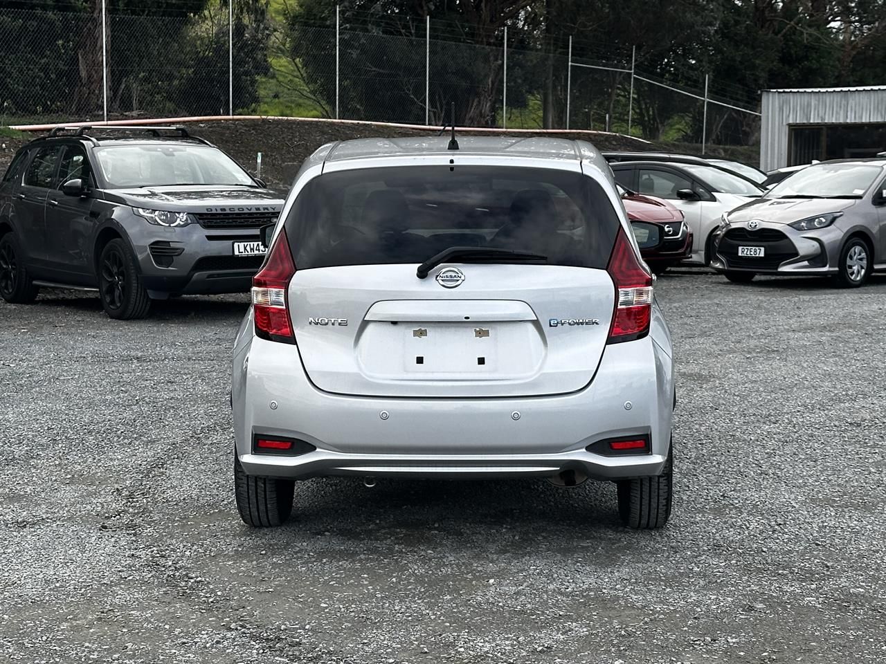 Vehicle image 5