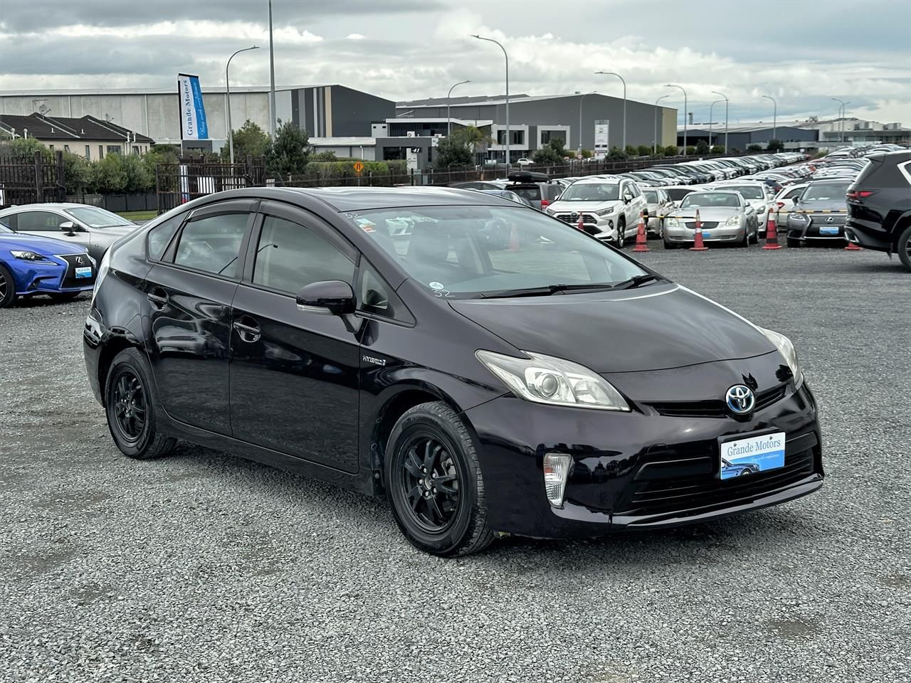 Vehicle image 1