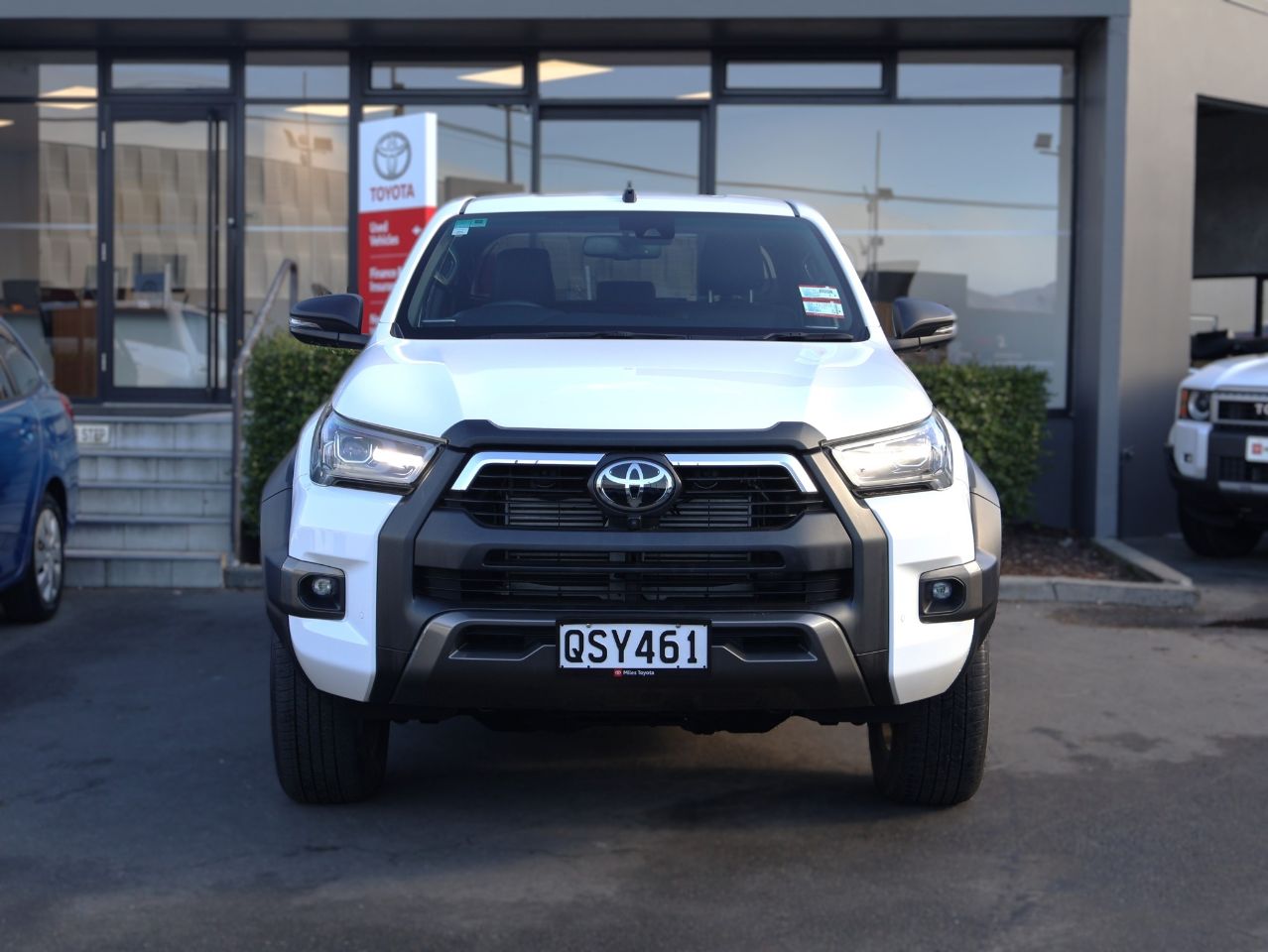 Vehicle image 2