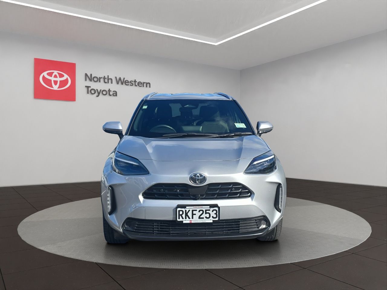 Vehicle image 2