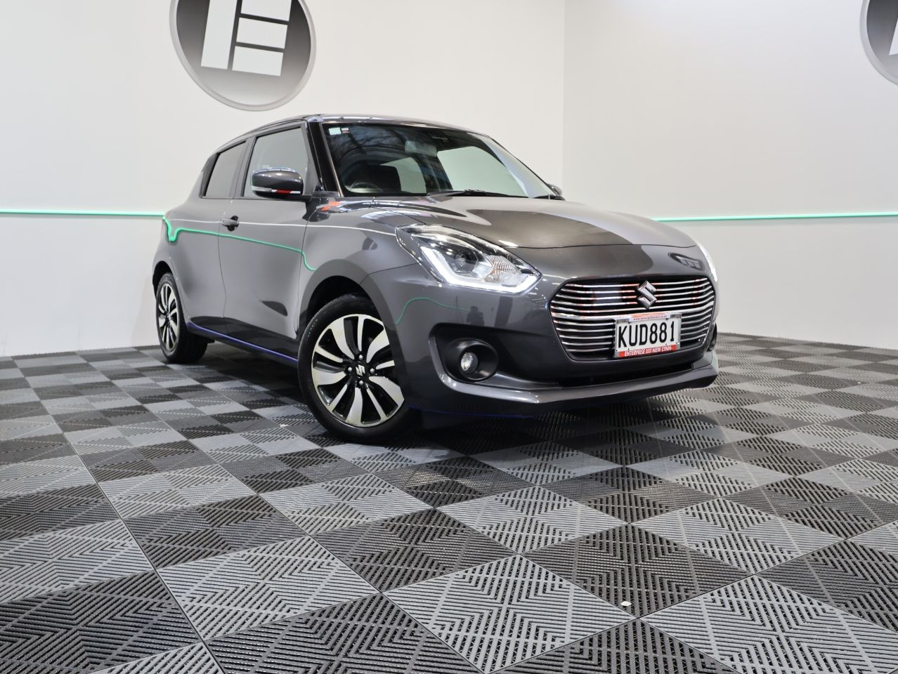 Vehicle image 1