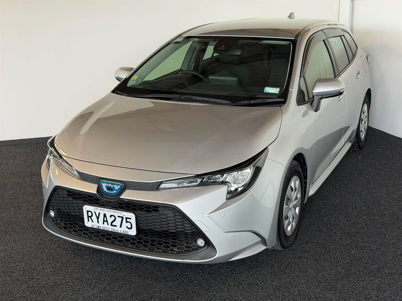 Vehicle image 3