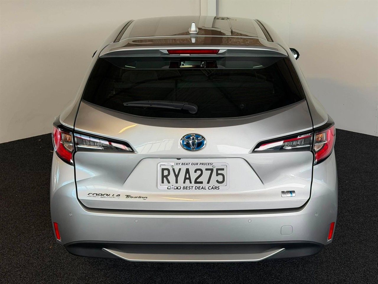 Vehicle image 5
