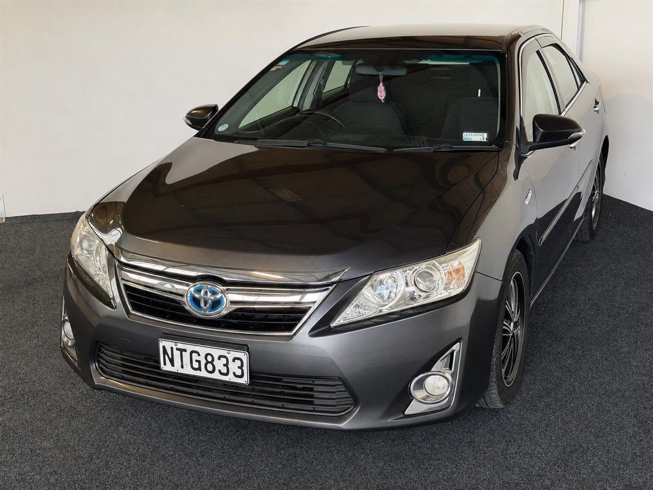 Vehicle image 3