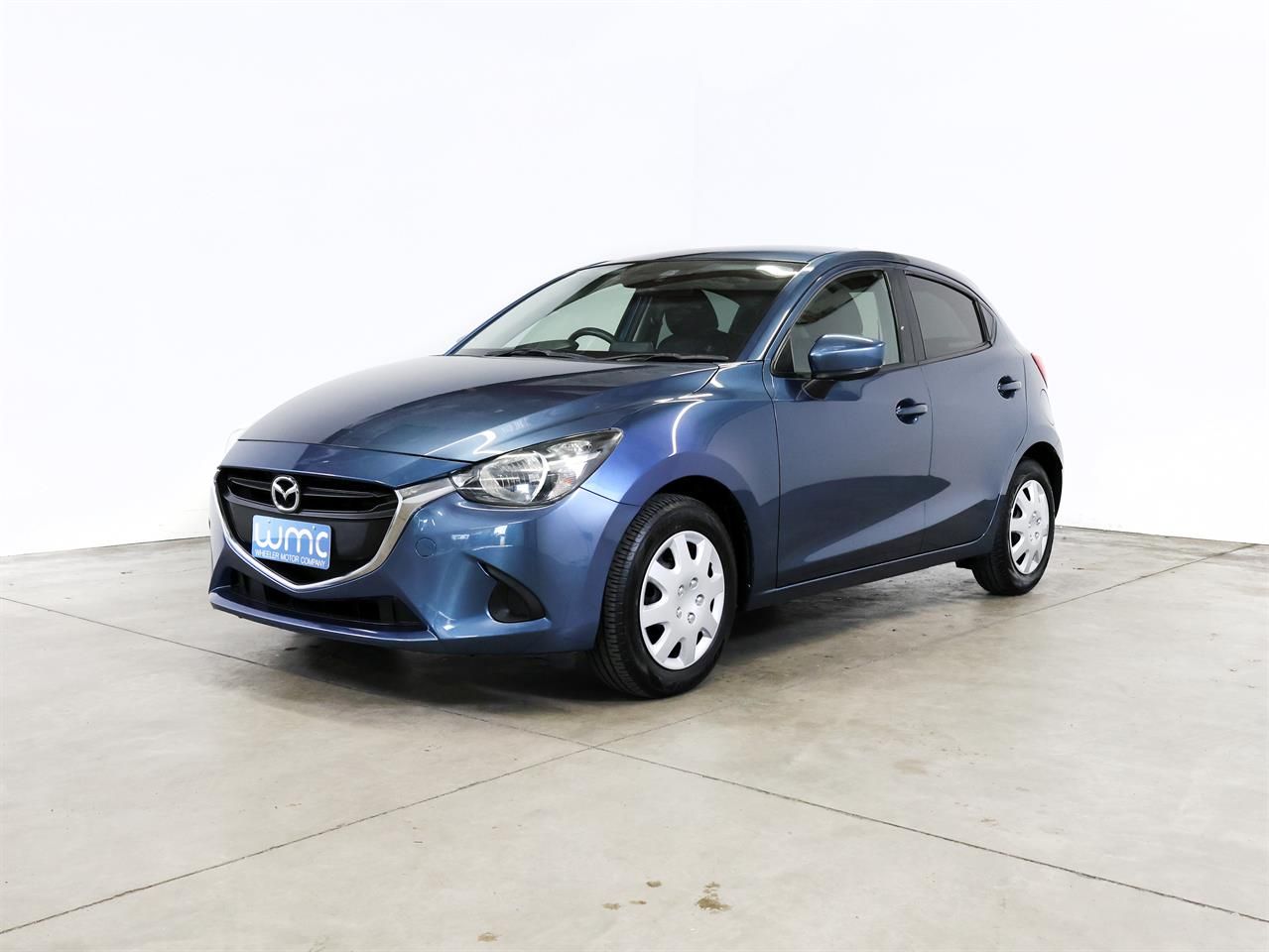 Vehicle image 4