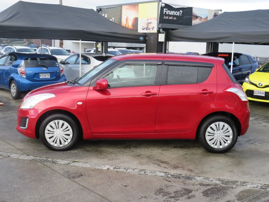 Vehicle image 4
