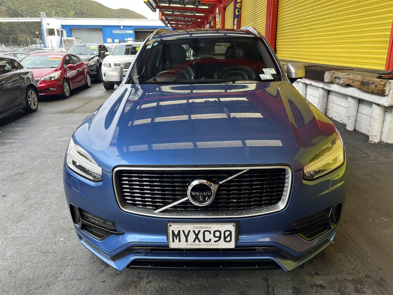 Vehicle image 2