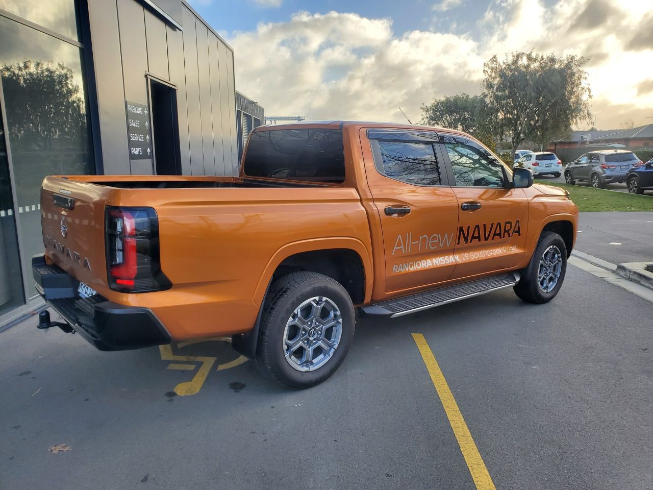 Vehicle image 3