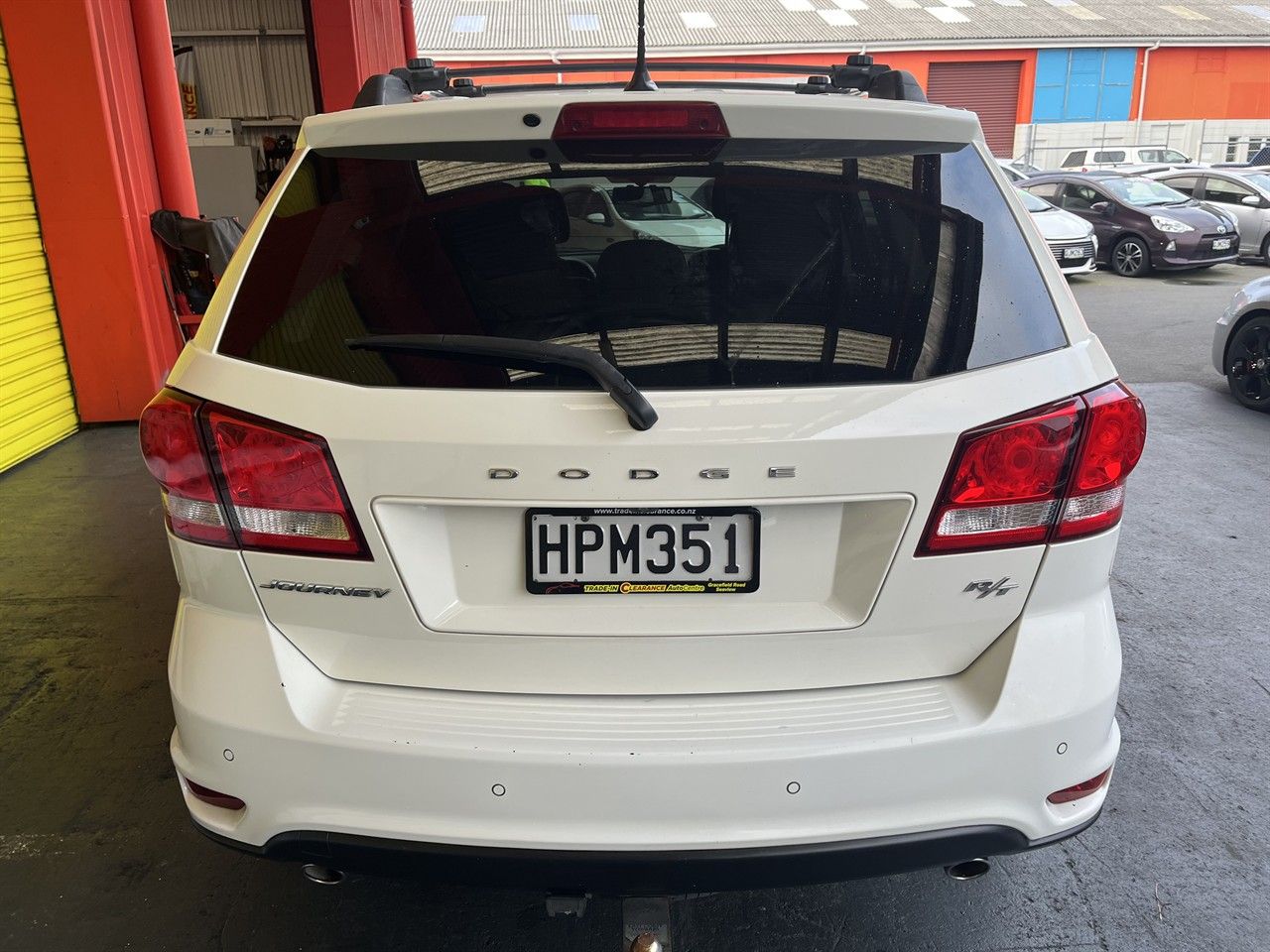 Vehicle image 5