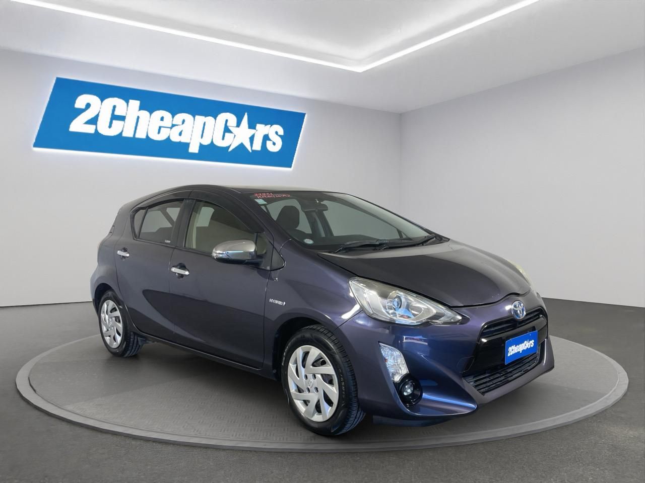 Vehicle image 3