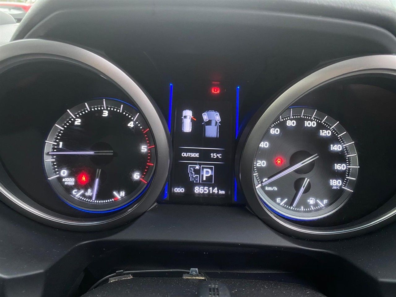 Vehicle image 4