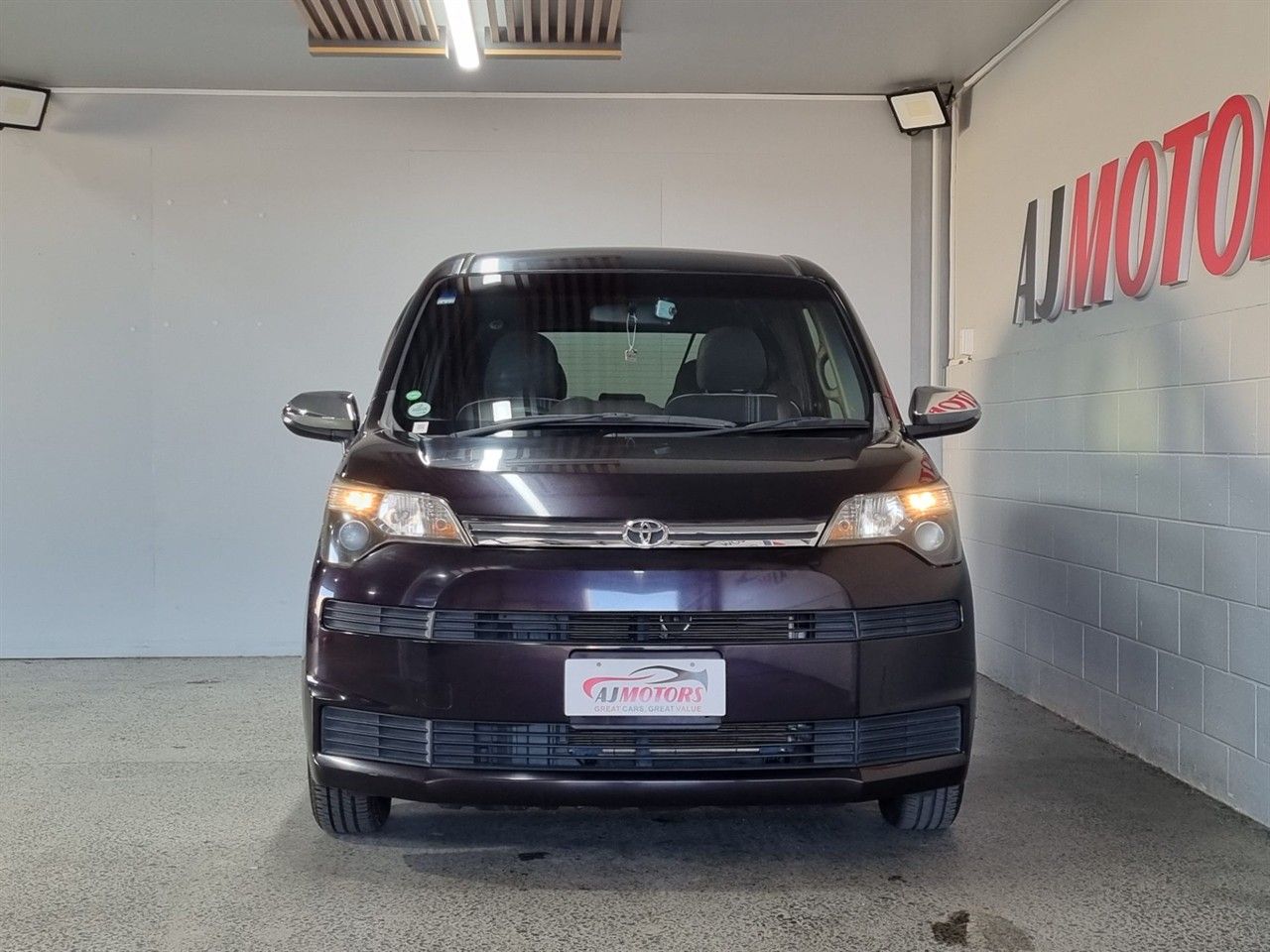 Vehicle image 2