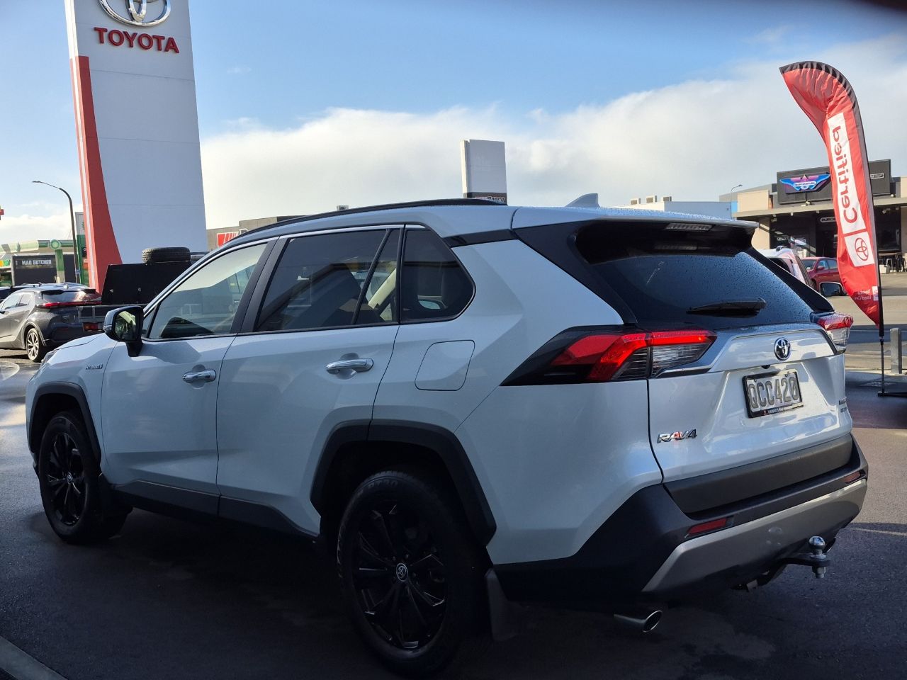Vehicle image 5