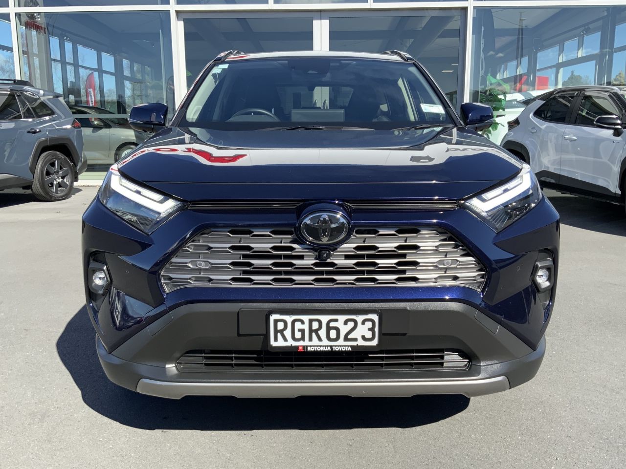Vehicle image 3