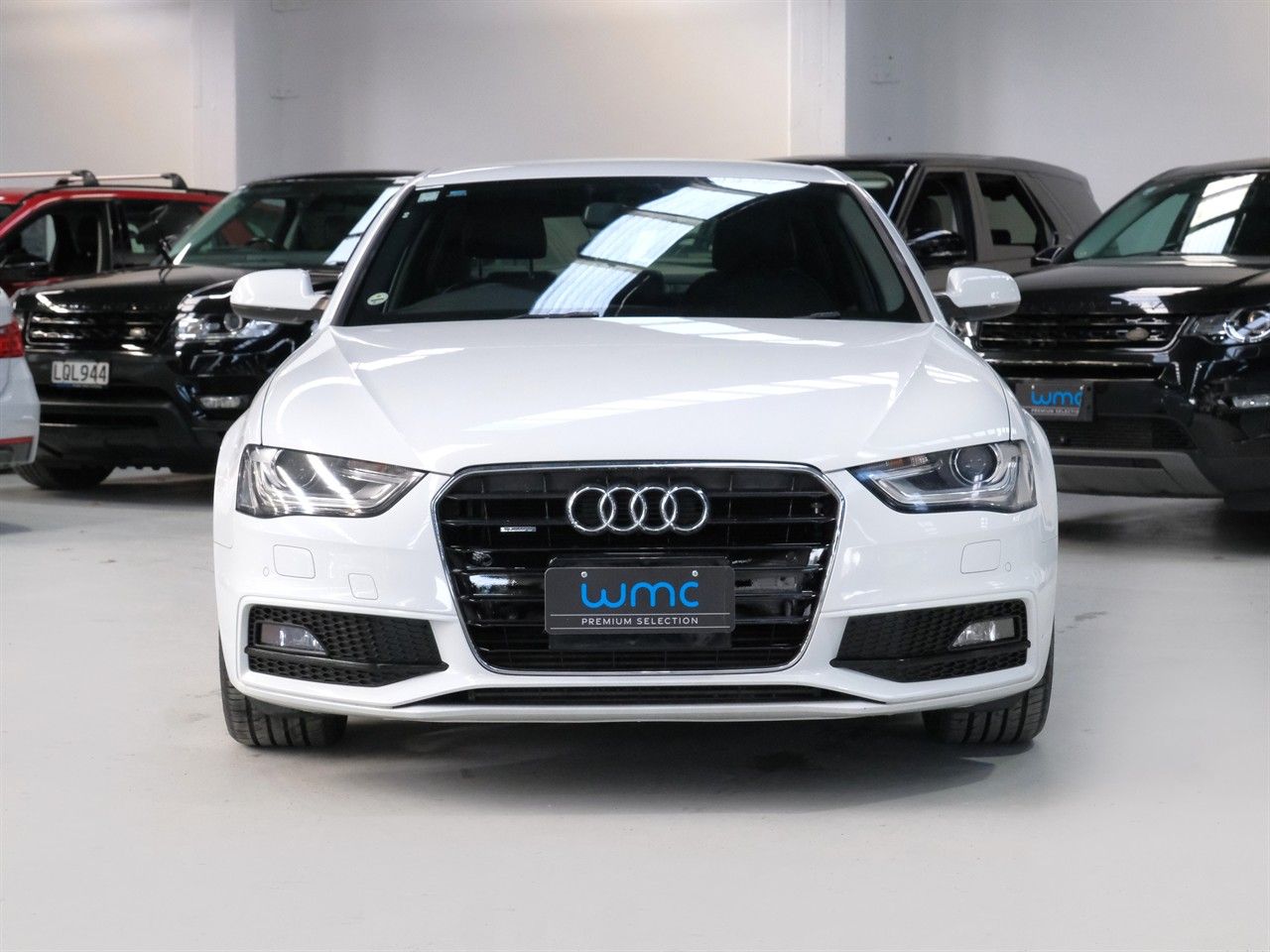 Vehicle image 3