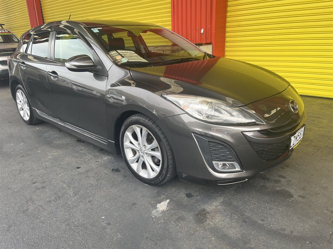 Vehicle image 1