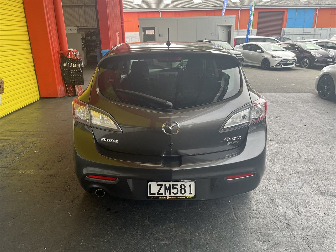 Vehicle image 5