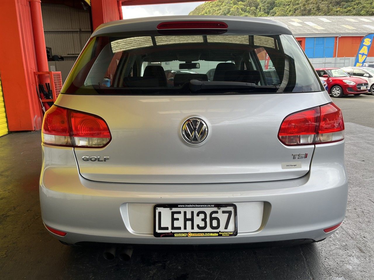Vehicle image 5