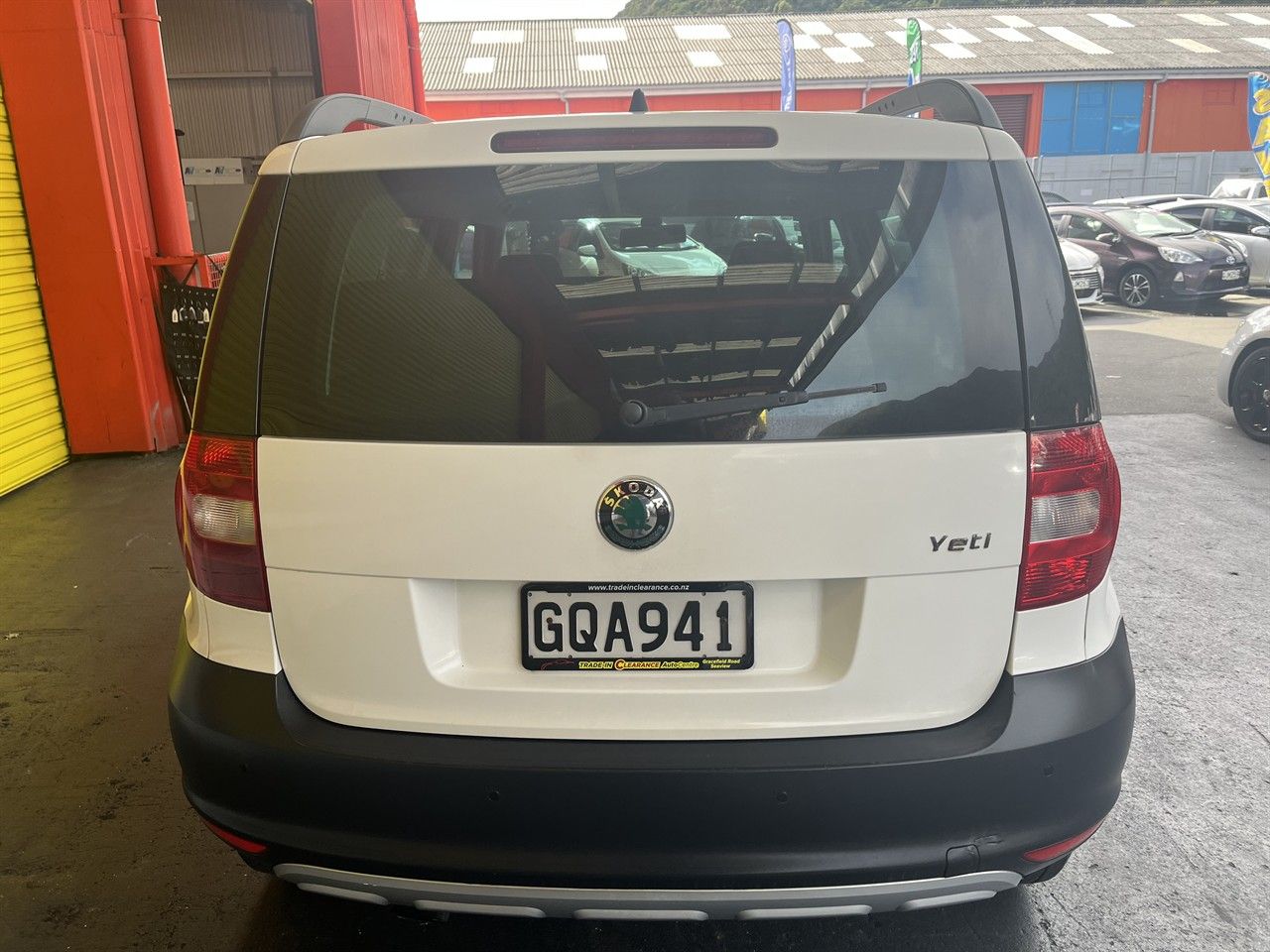 Vehicle image 5