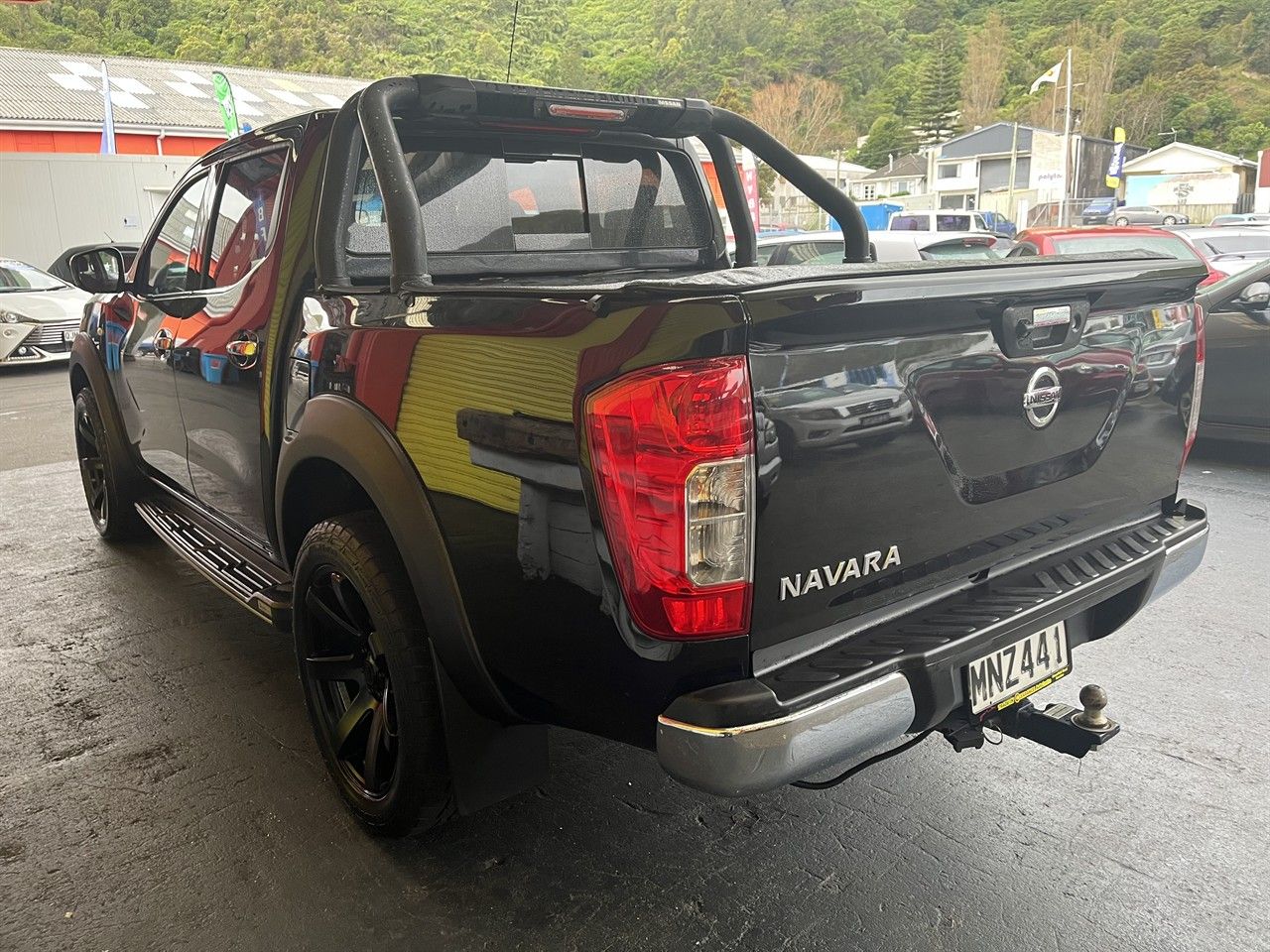 Vehicle image 4