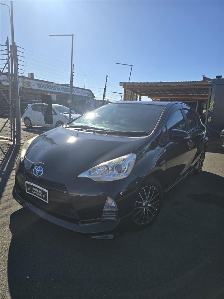 Vehicle image 2