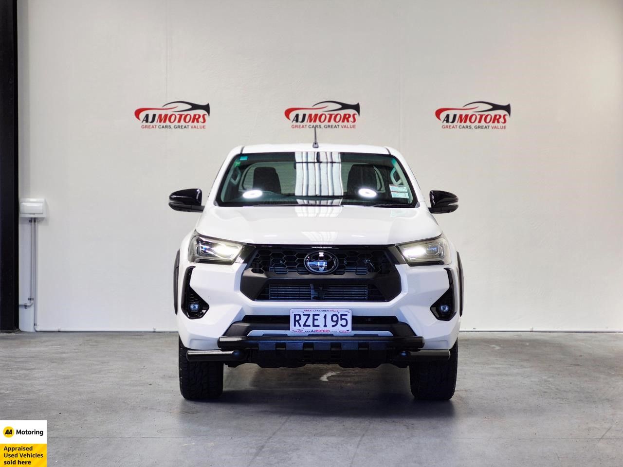 Vehicle image 2