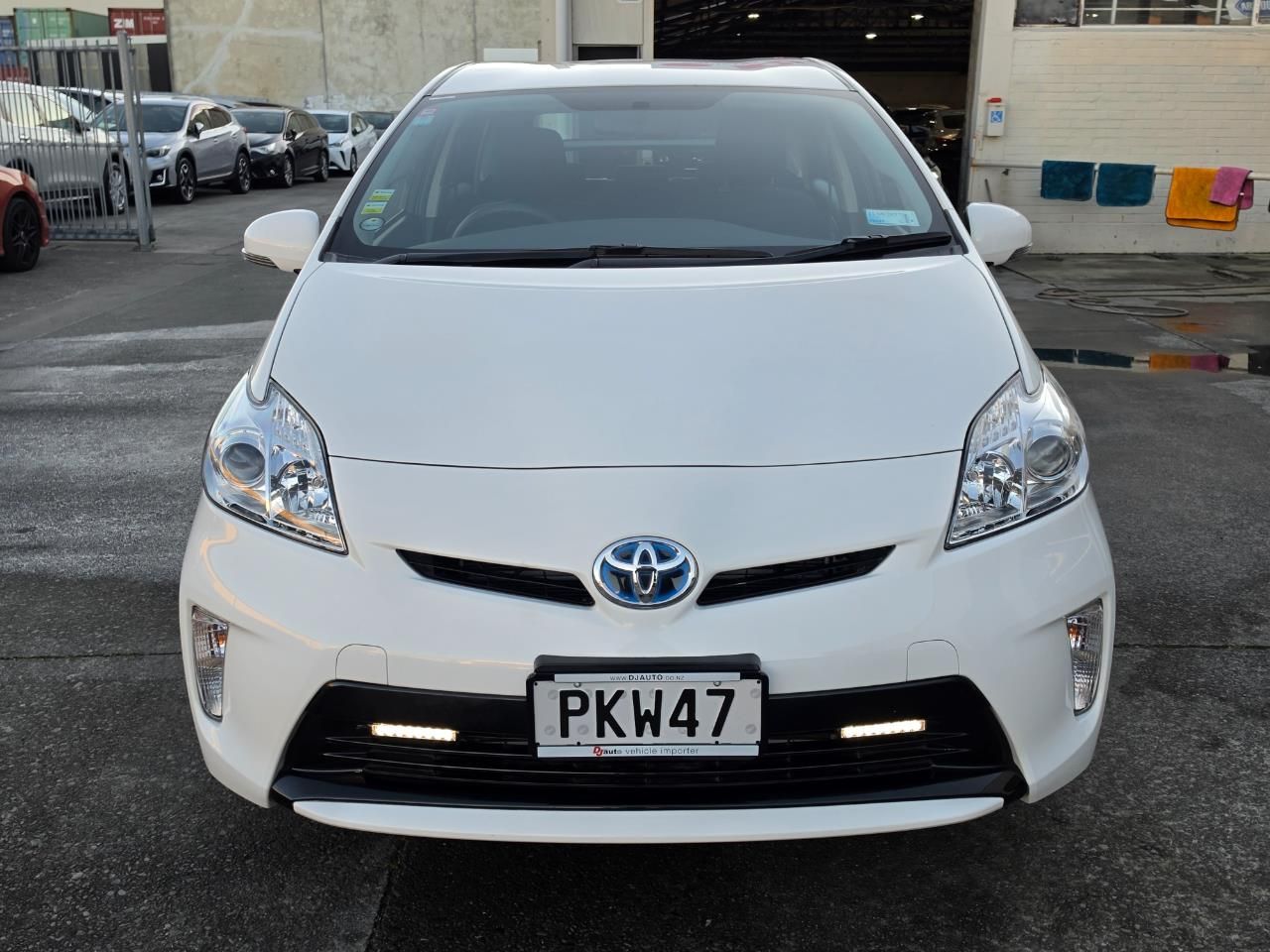 Vehicle image 3