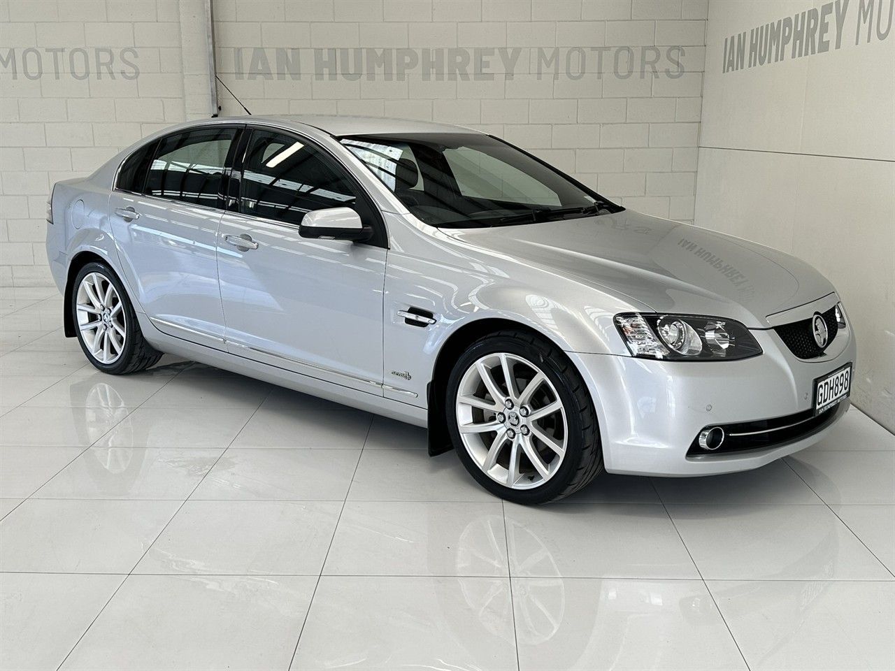 Vehicle image 1