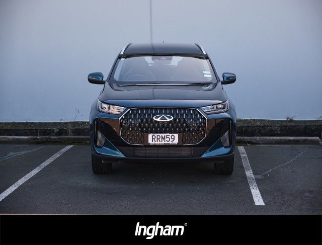 Vehicle image 3