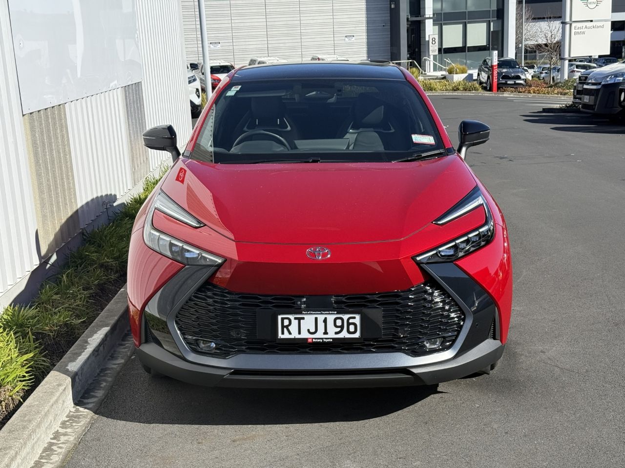Vehicle image 3