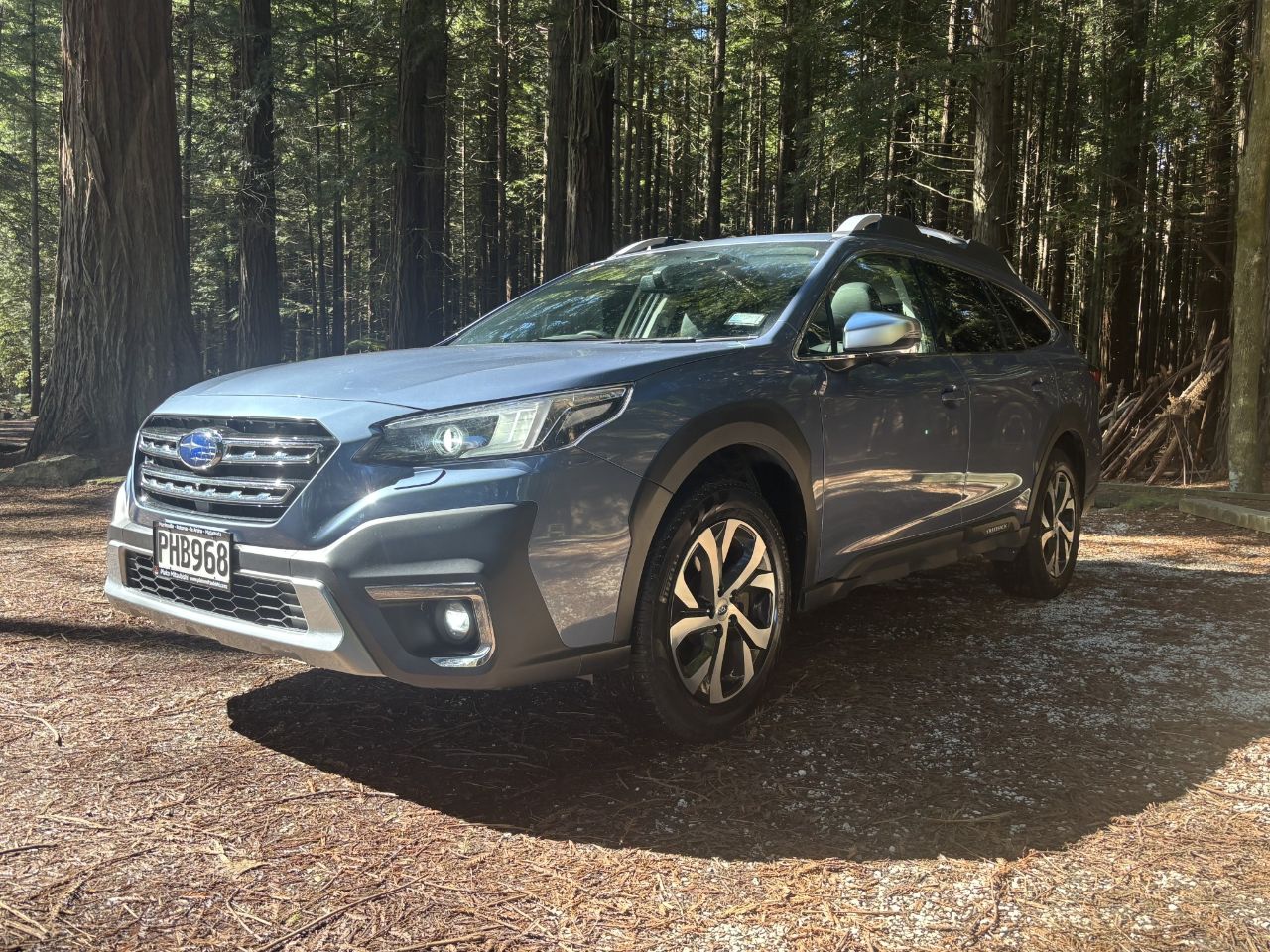 Vehicle image 3