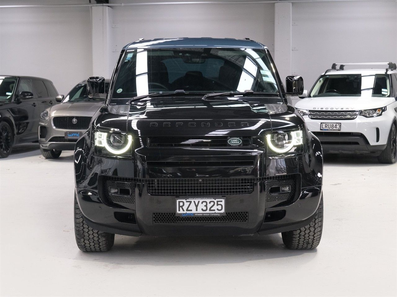 Vehicle image 3