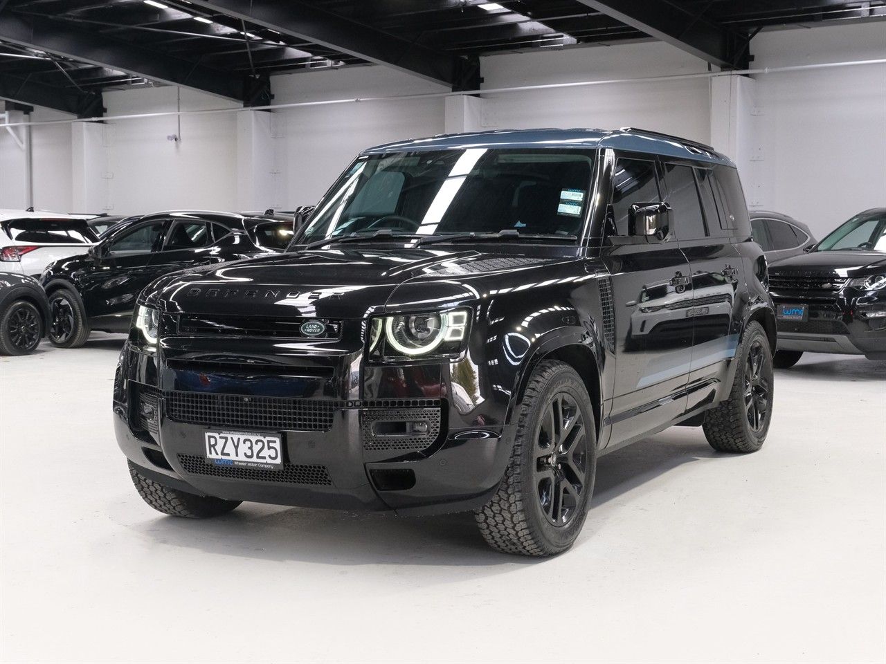 Vehicle image 4