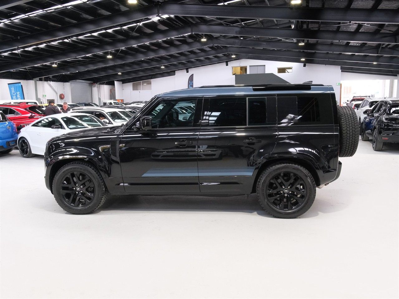Vehicle image 5
