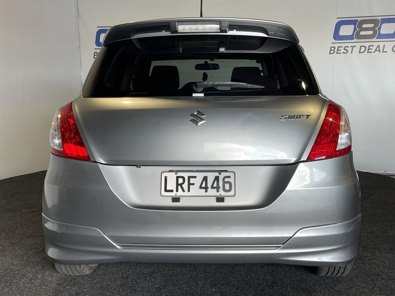 Vehicle image 5